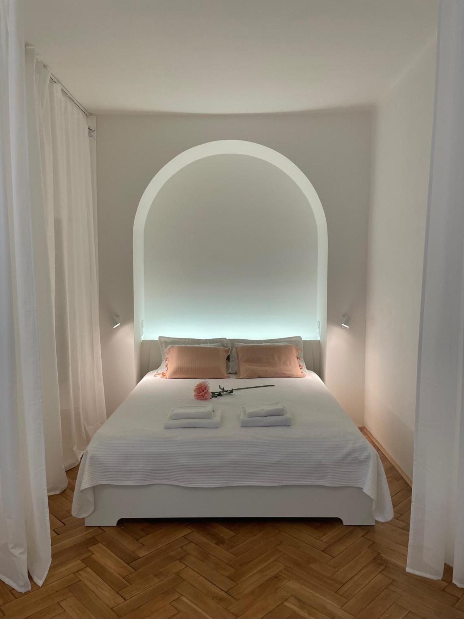 Urban Retreat I Modern Boho Apartments In Lovely Letna District - 10 Minutes From Old Town براغ المظهر الخارجي الصورة