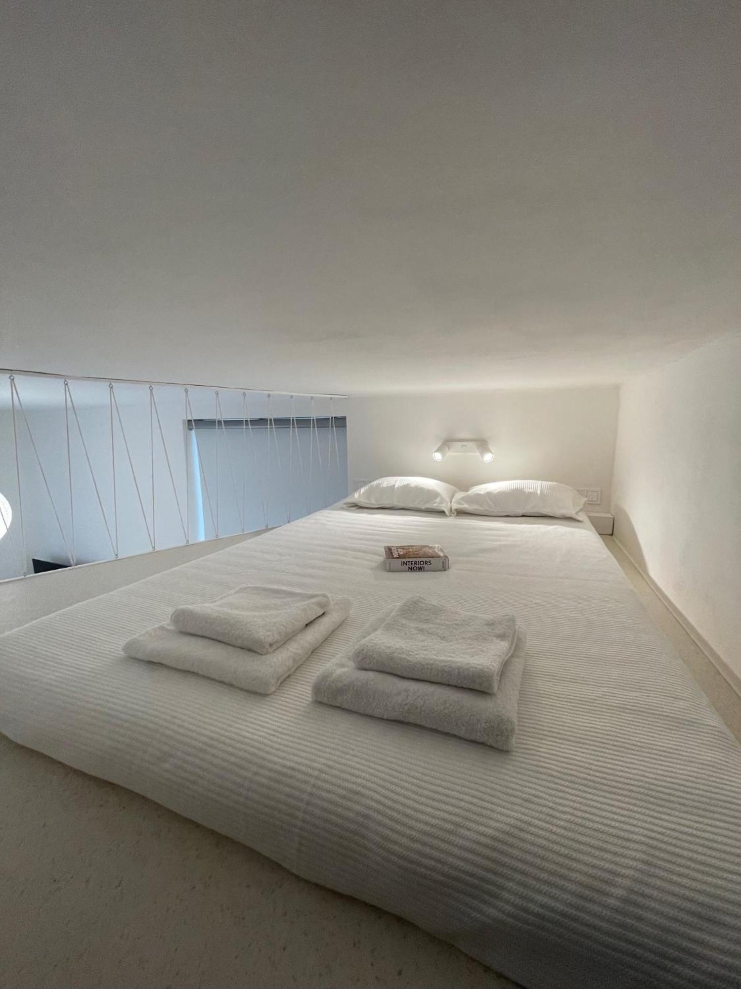 Urban Retreat I Modern Boho Apartments In Lovely Letna District - 10 Minutes From Old Town براغ المظهر الخارجي الصورة